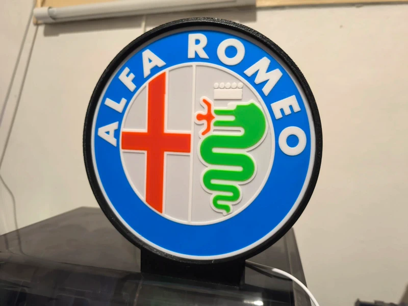 Alfa Romeo 4 cores — imagem 4